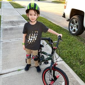 Meet your Posher, Brandon